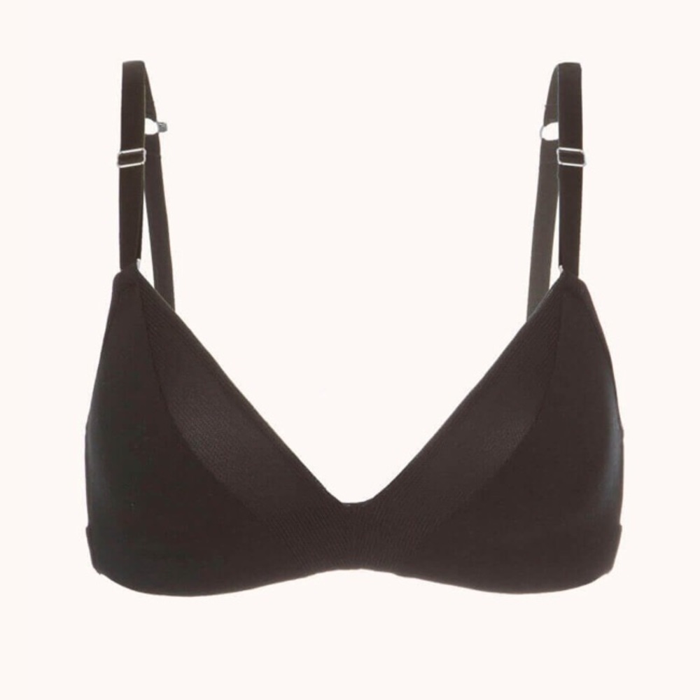 LIVELY All-Day Deep V No-Wire